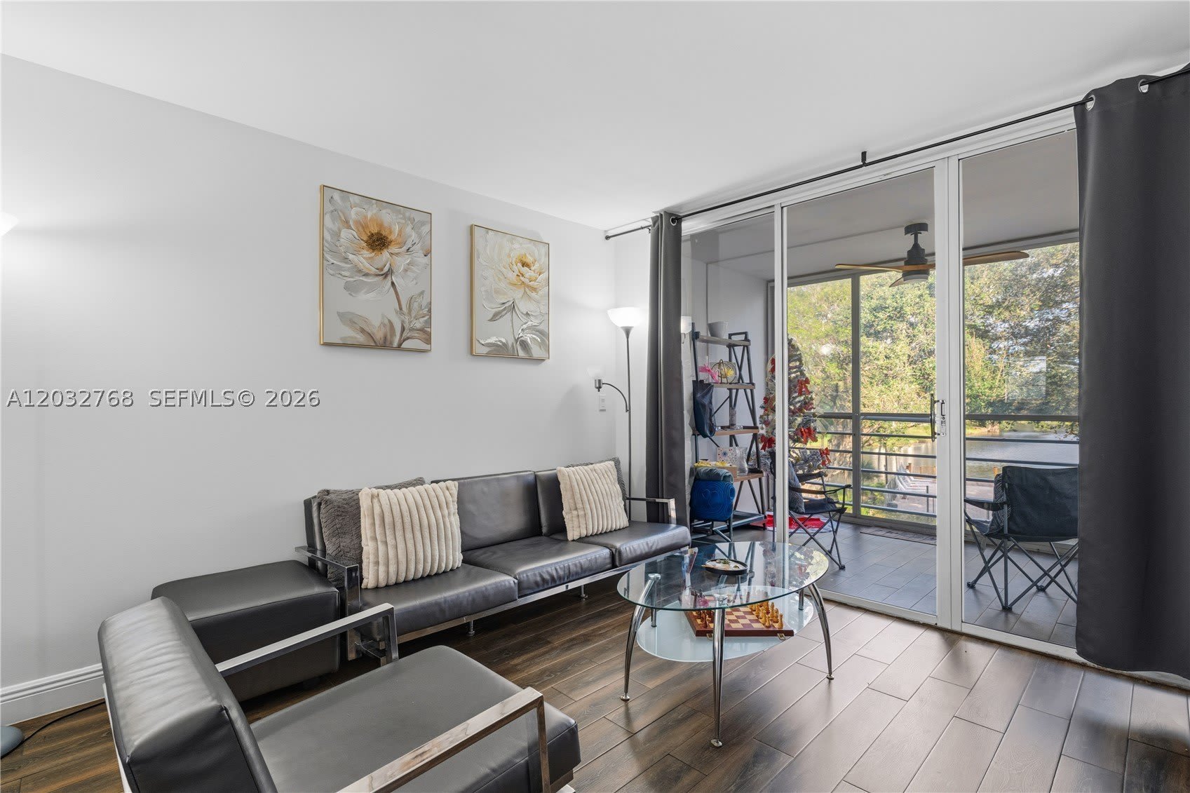 9340 Lagoon Pl – photo 4