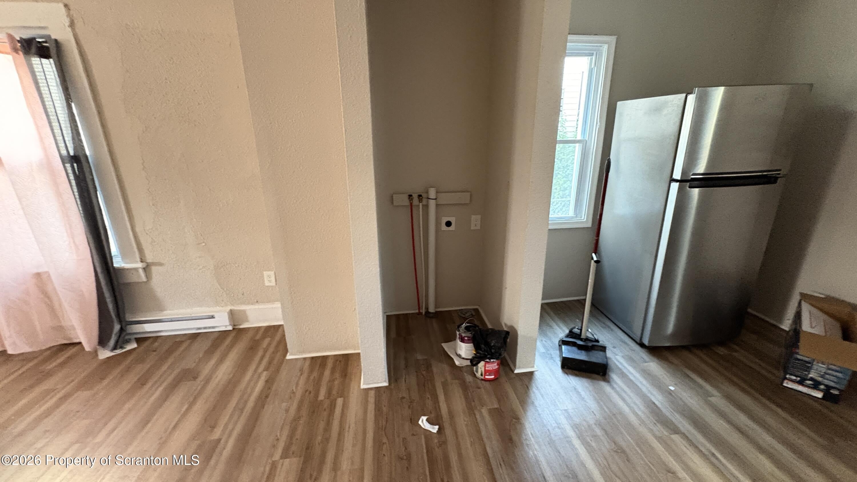 1014 Snyder Avenue – photo 4