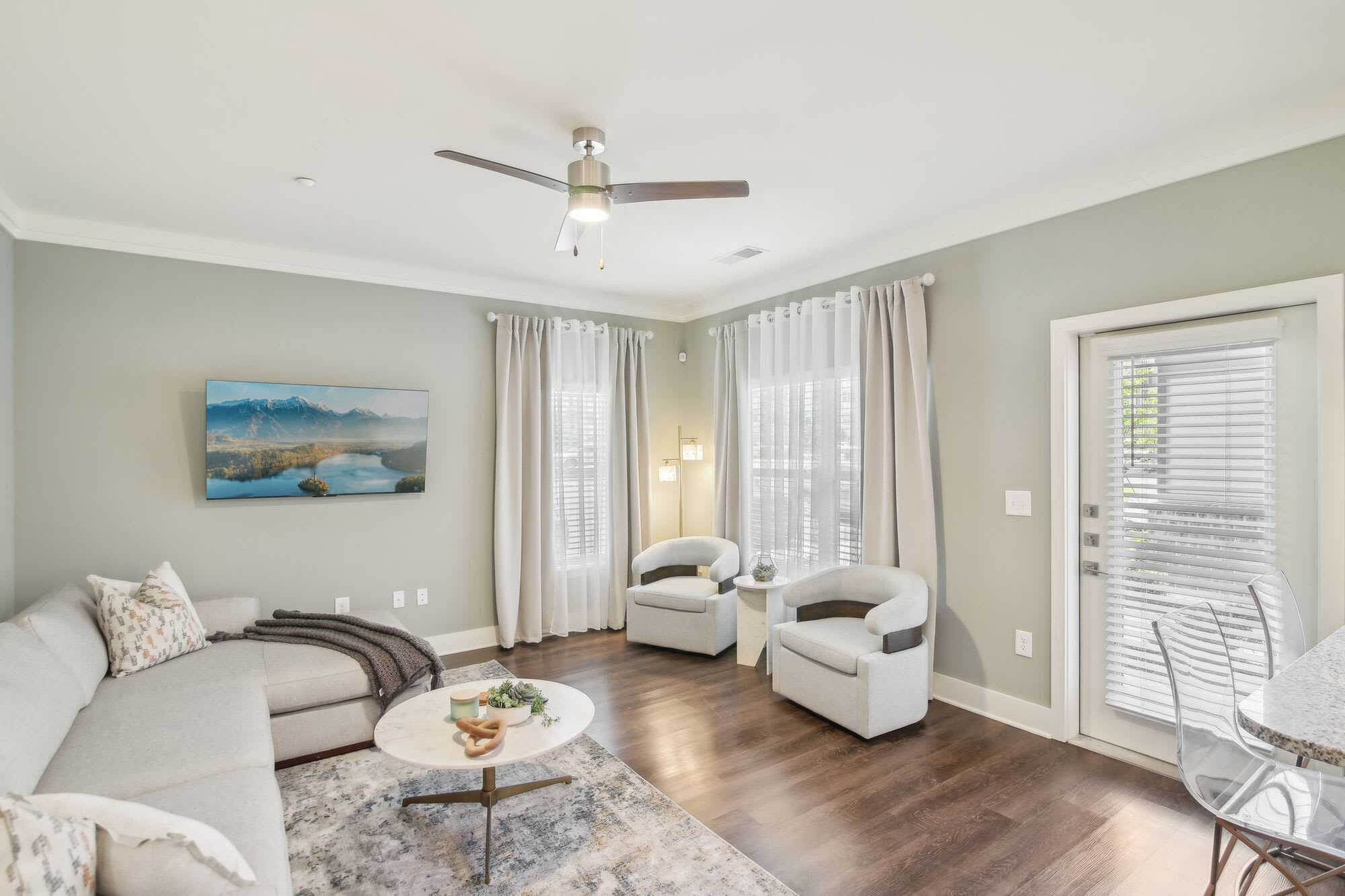 Somerset Apartments – photo 4