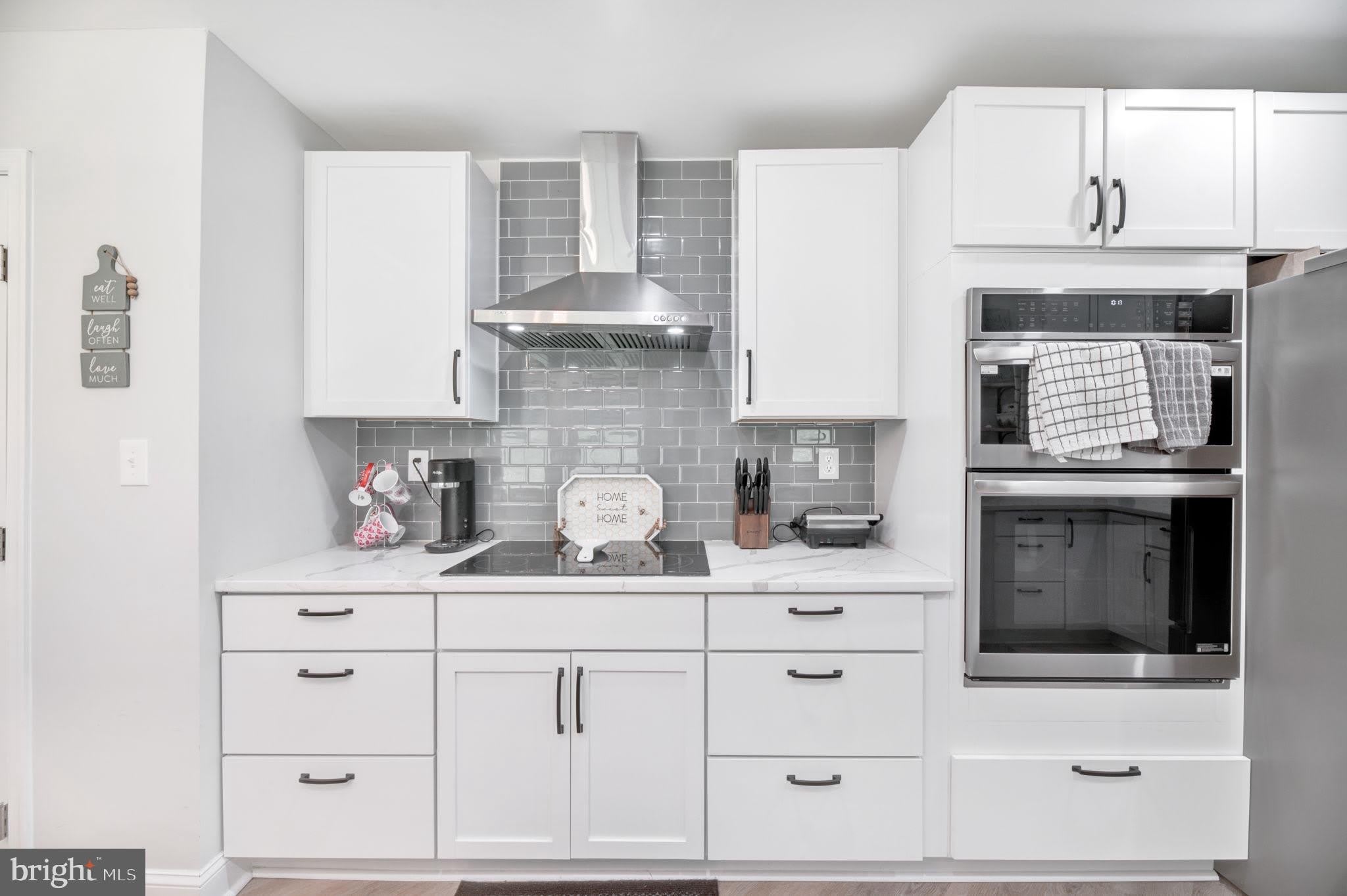 8812 CHURCHFIELD Lane – photo 4