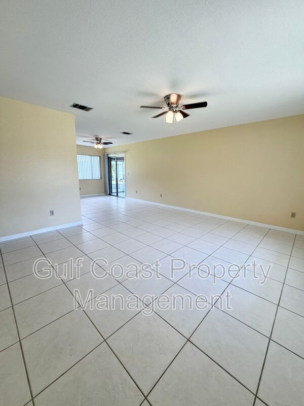 5136 Cambay St – photo 2
