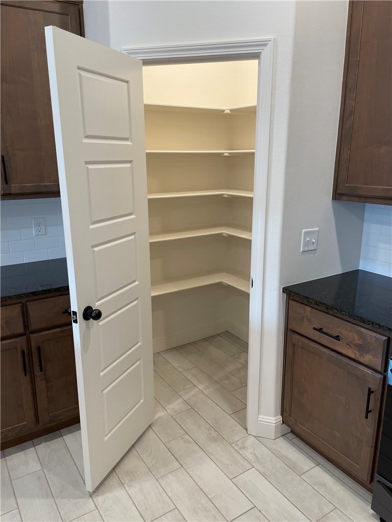 464 Hall Avenue – photo 4