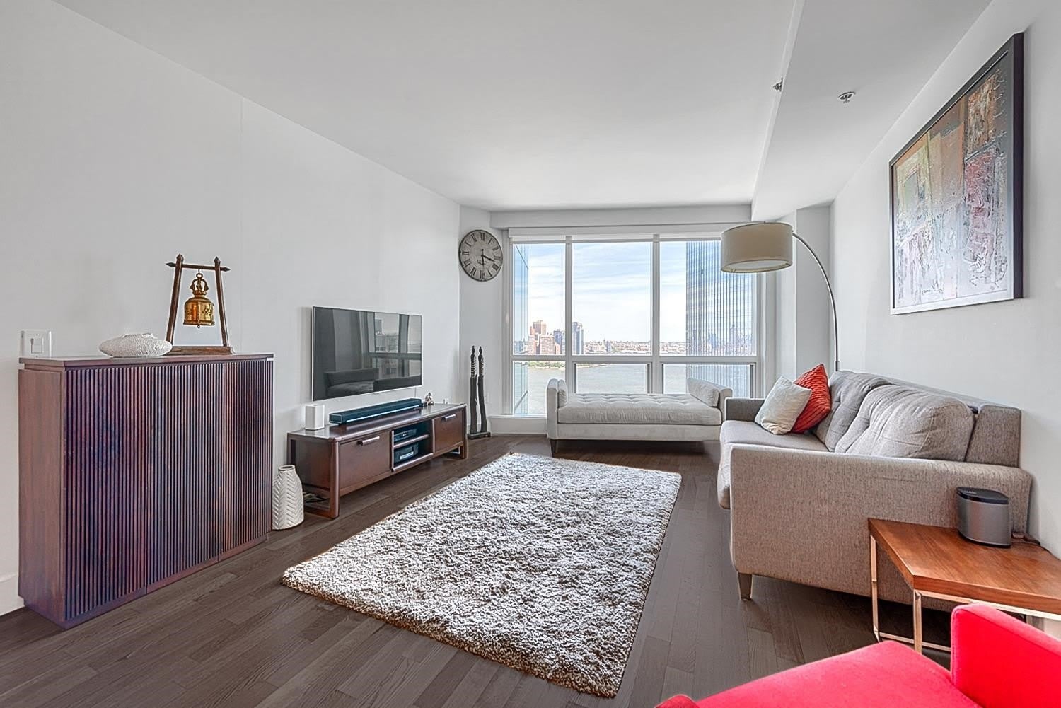77 HUDSON ST – photo 3