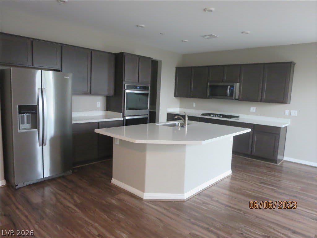1012 Huckburn Avenue – photo 3