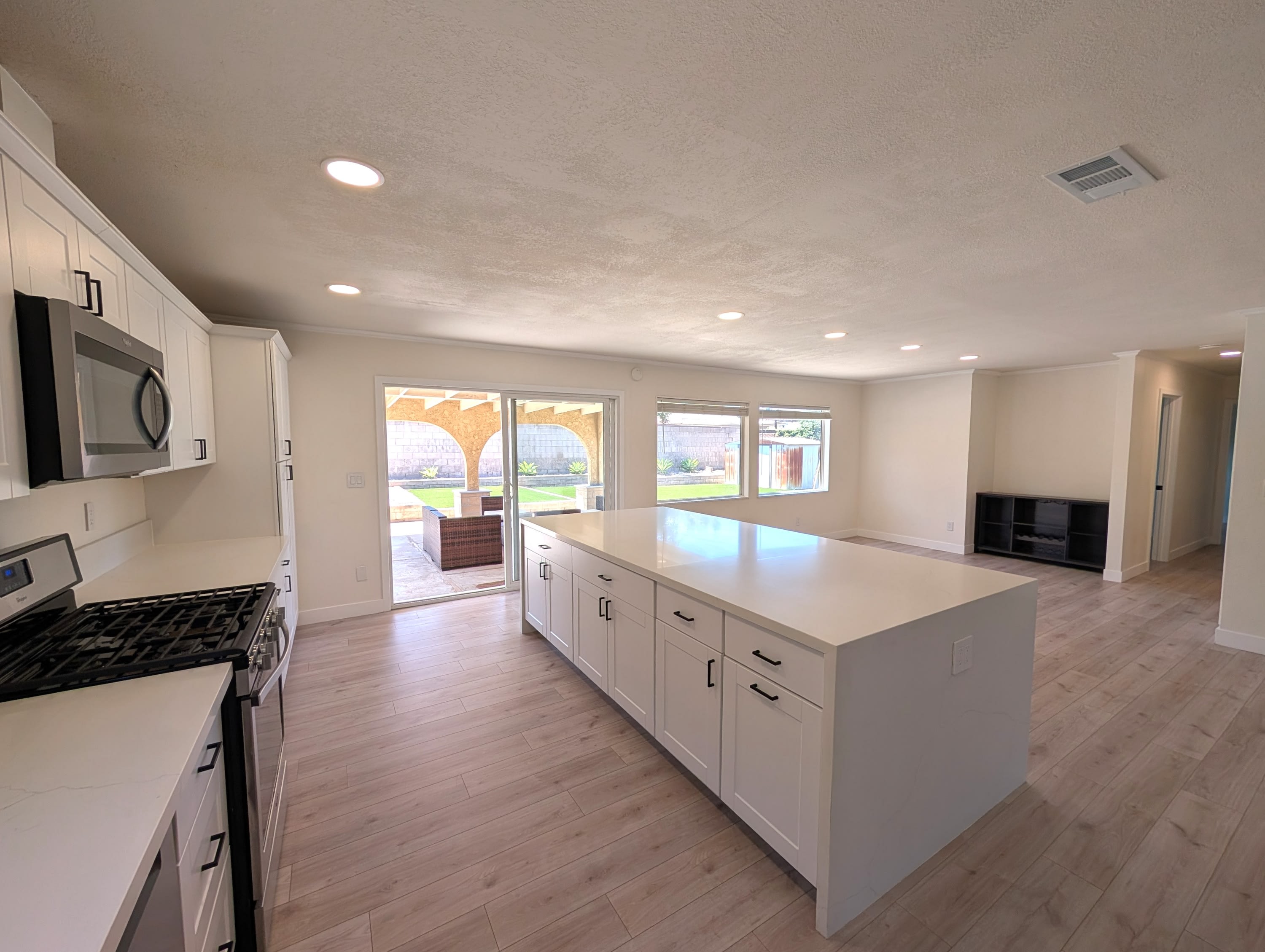 20350 Fairweather Street – photo 3