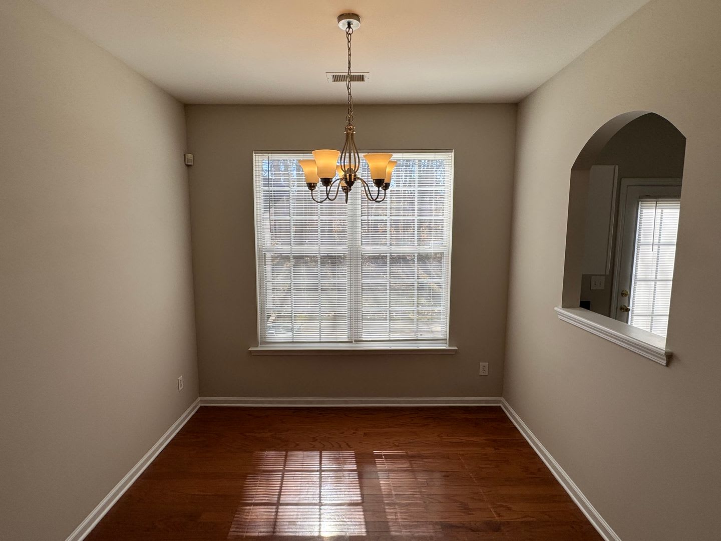 2152 Whispering Way – photo 5