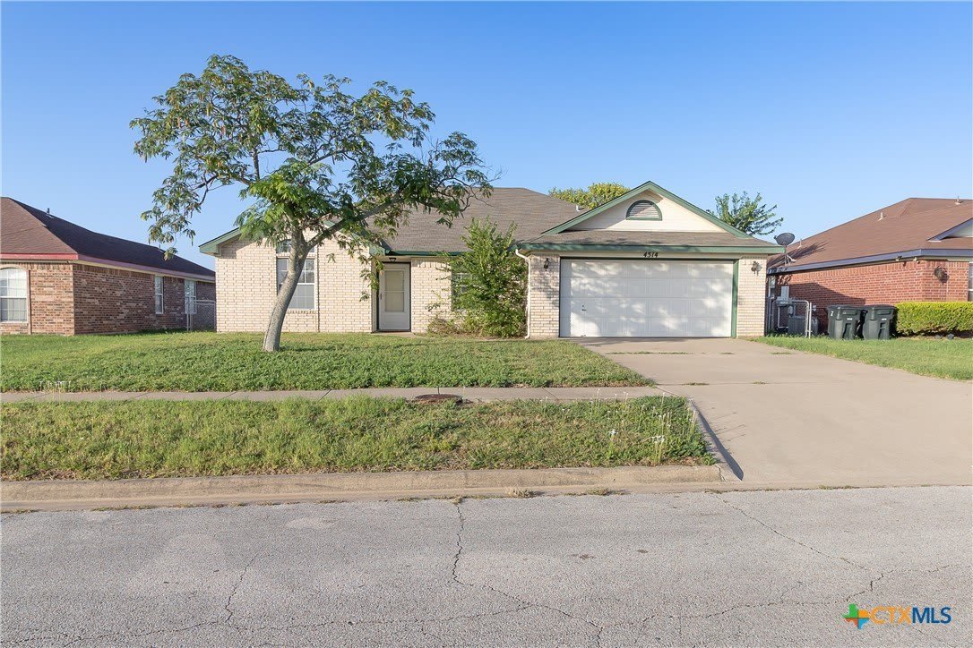 4514 Hondo Drive – photo 1