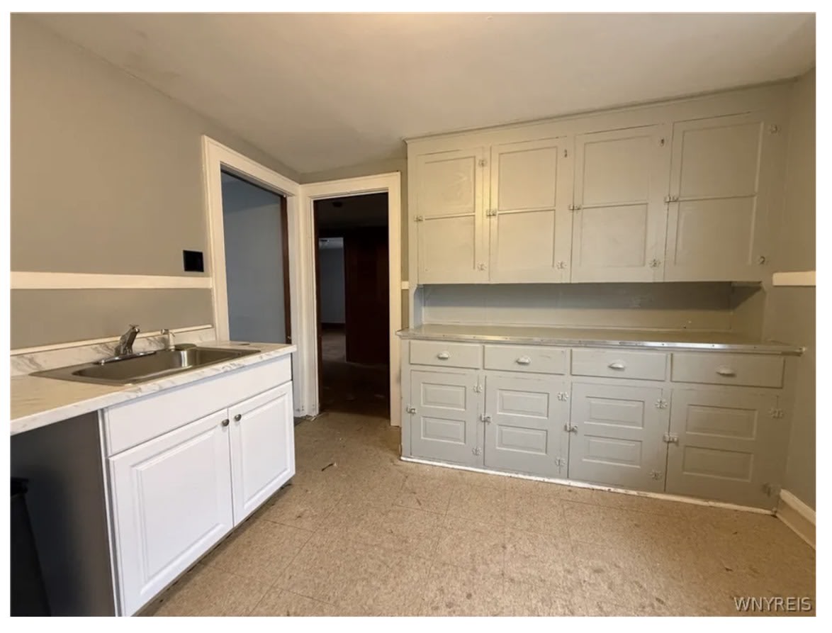 110 Gerald Avenue – photo 4