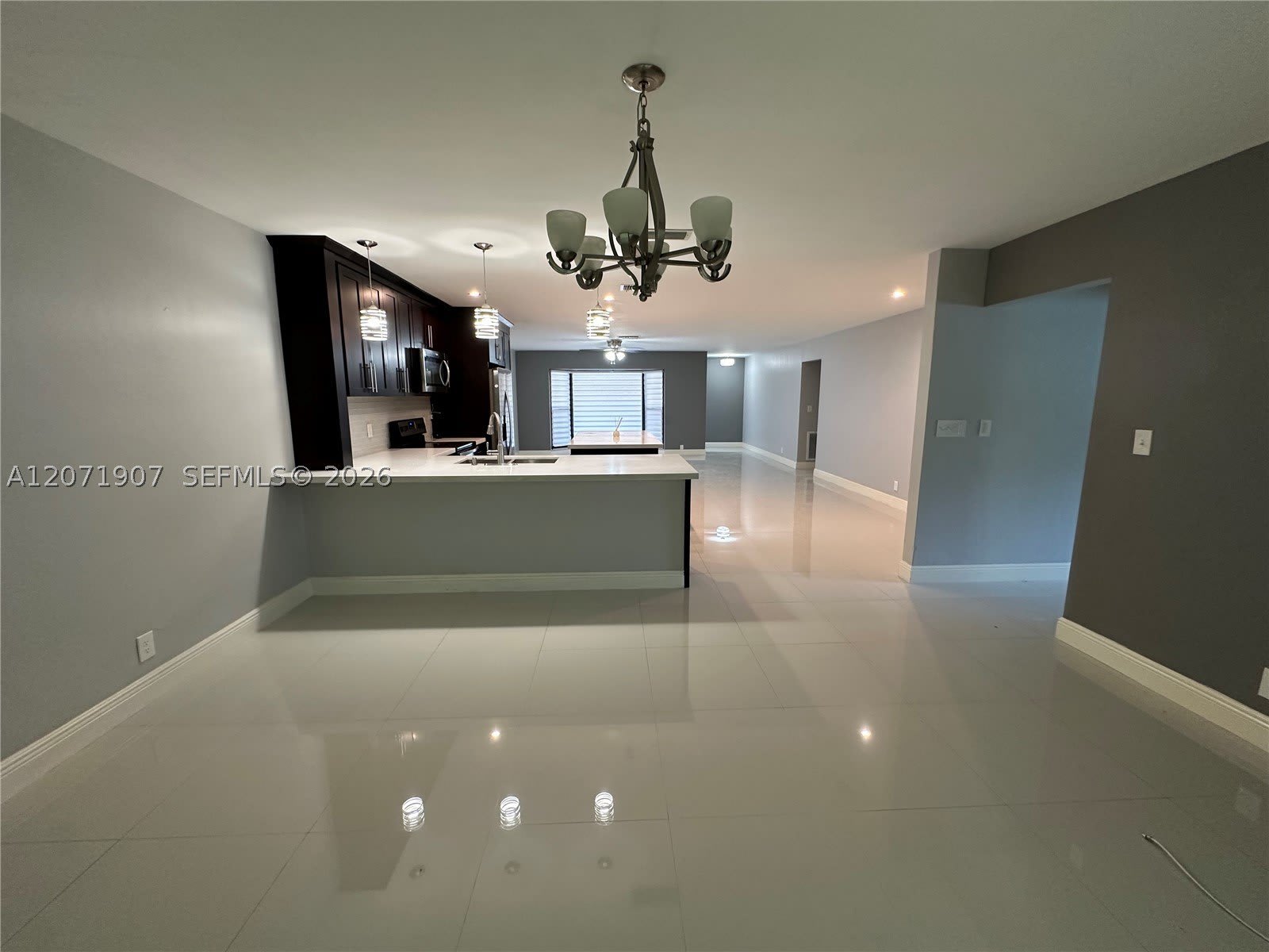 410 NW 65 Ave – photo 3