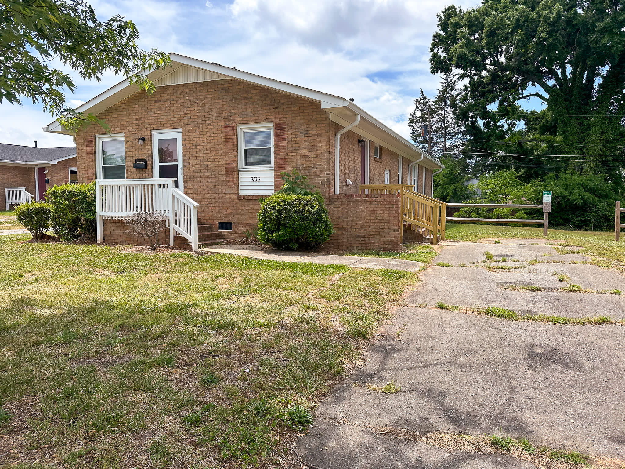 3123 Fairbrook Drive – photo 2
