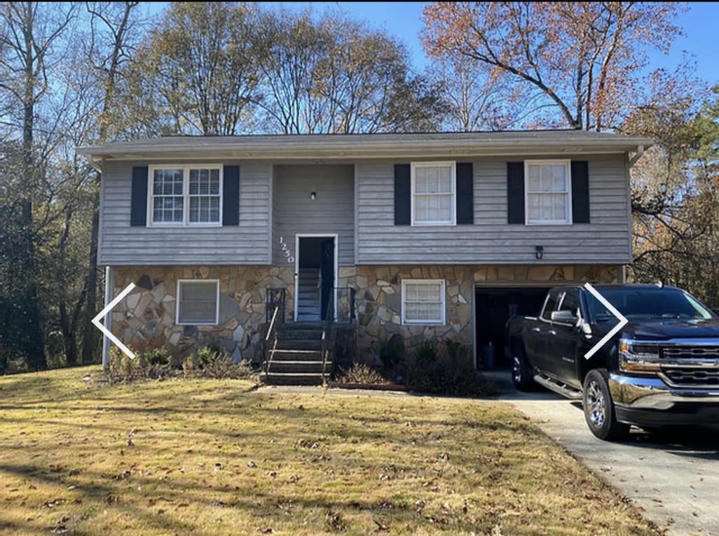1250 Classic Drive Northeast – photo 2