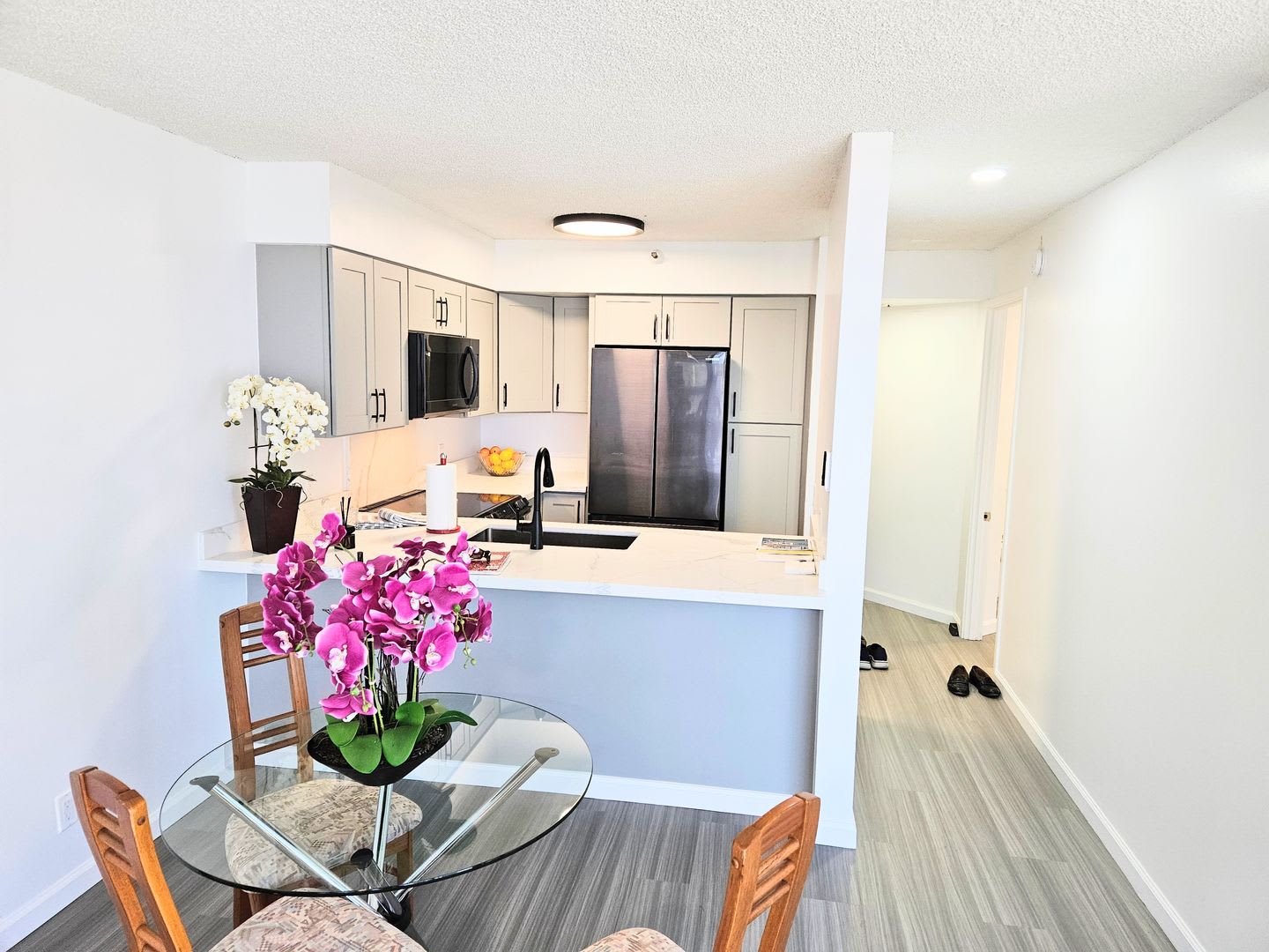 Ala Moana 1 Bedroom 1 Bathroom 2 Parking Condominium – photo 4