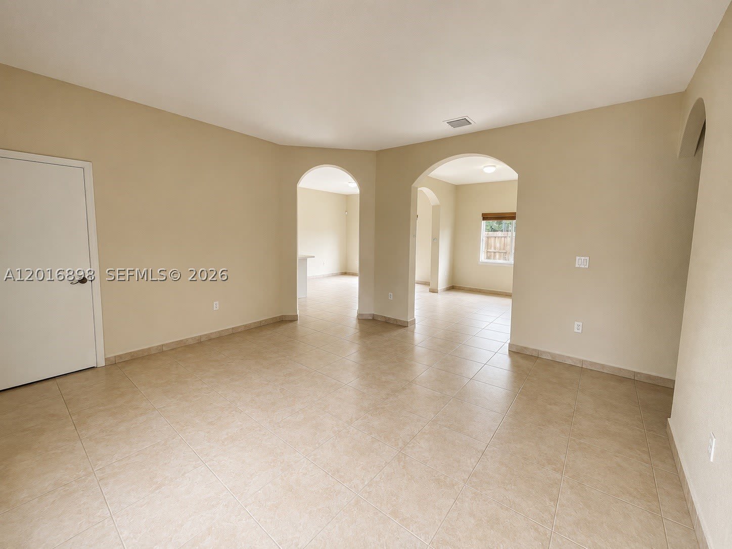705 SE 13th Ter – photo 2