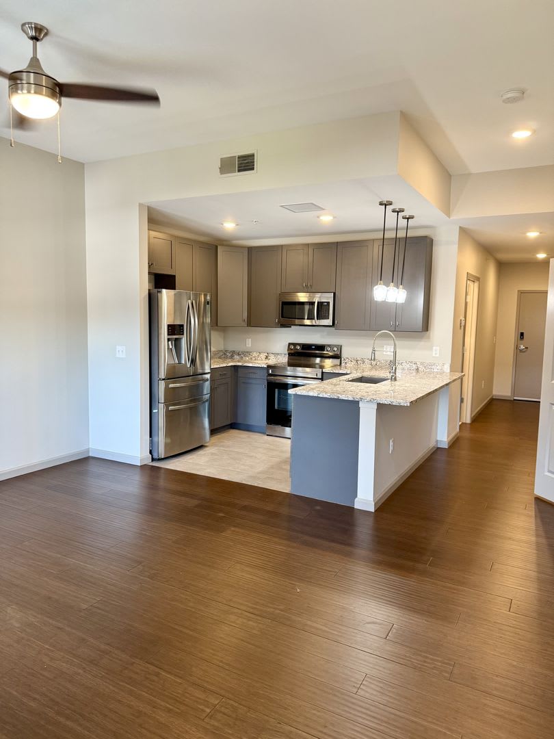 4440 Manchester Ave Grove Lofts – photo 1