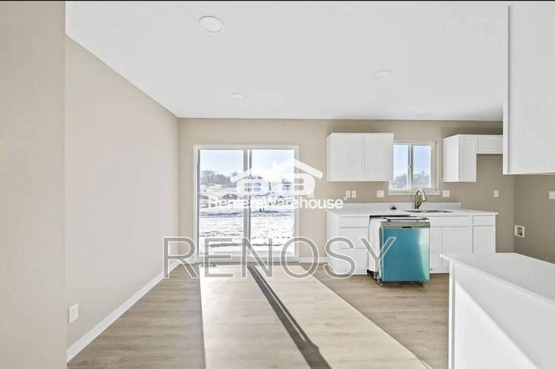 104 E Sycamore Street – photo 4