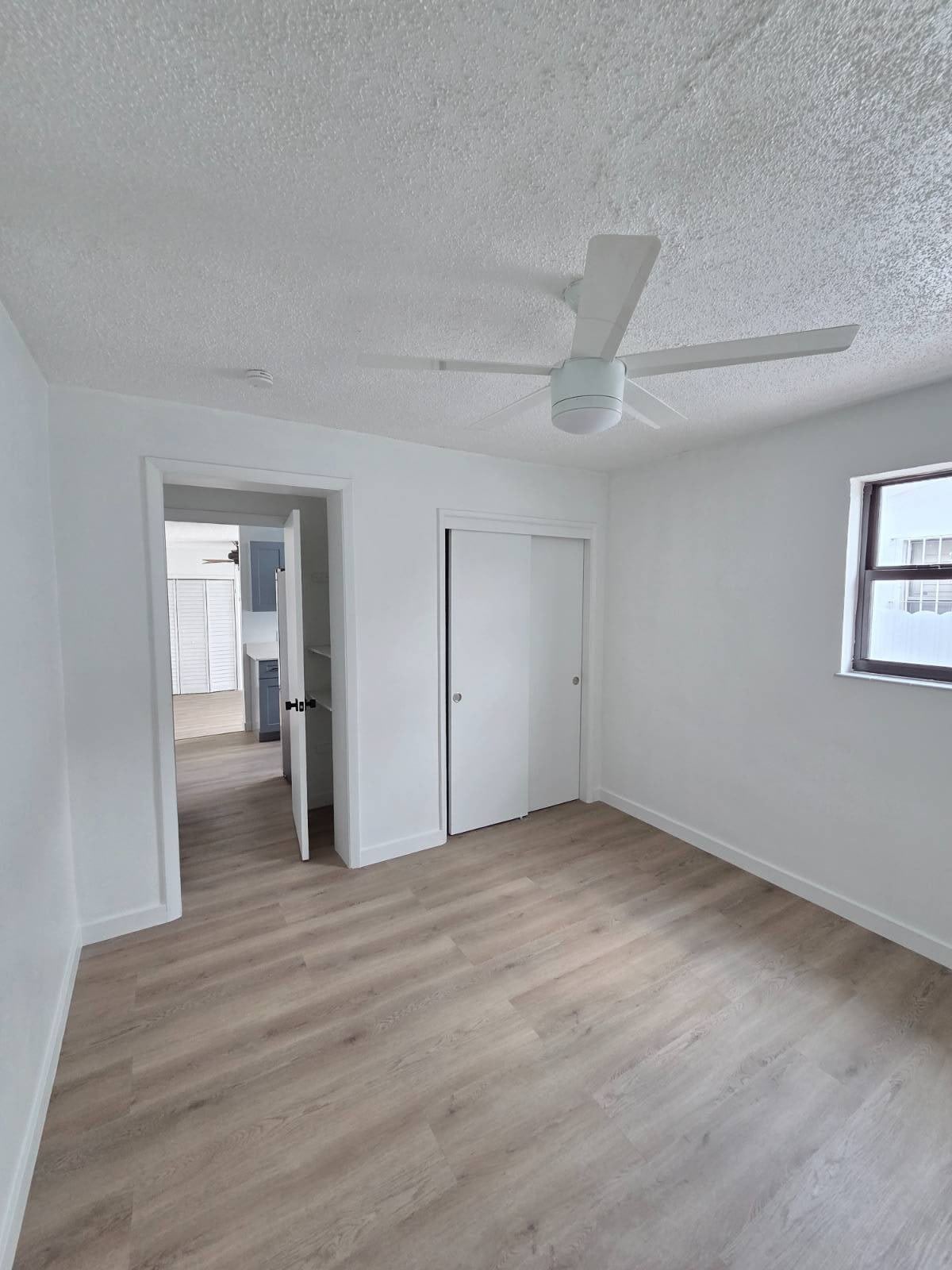 141 West 31st ST – photo 1