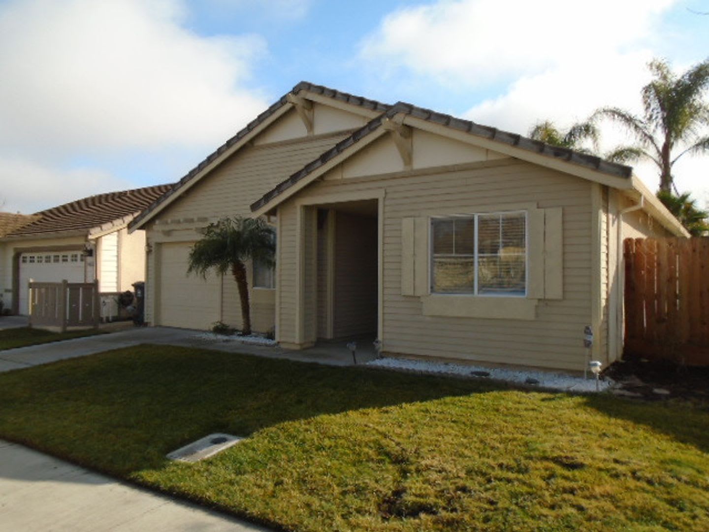 Nice Single Story 3 Bedroom 2 Bath In Davis – photo 1