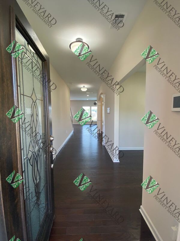 4530 Seacliff Ct – photo 5