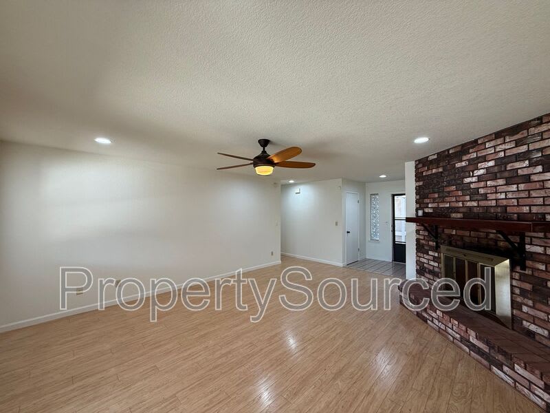 1444 Snead Ct – photo 4