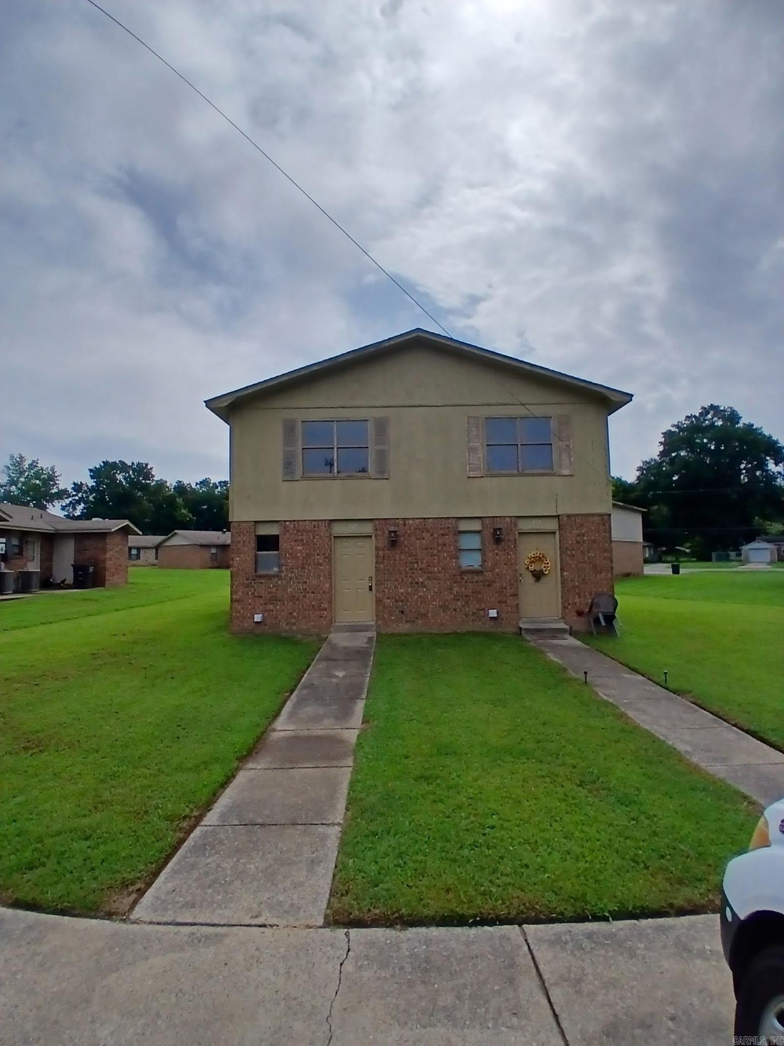 705 S. Spring Street – photo 1