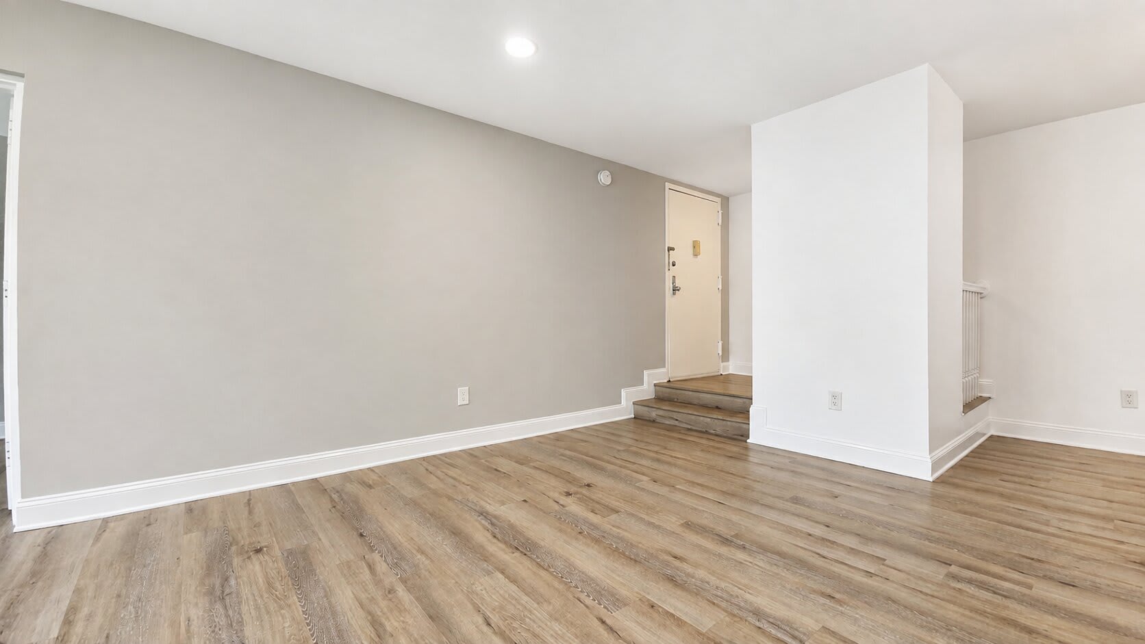 11252 Chestnut Grove Sq Apt 348 – photo 2