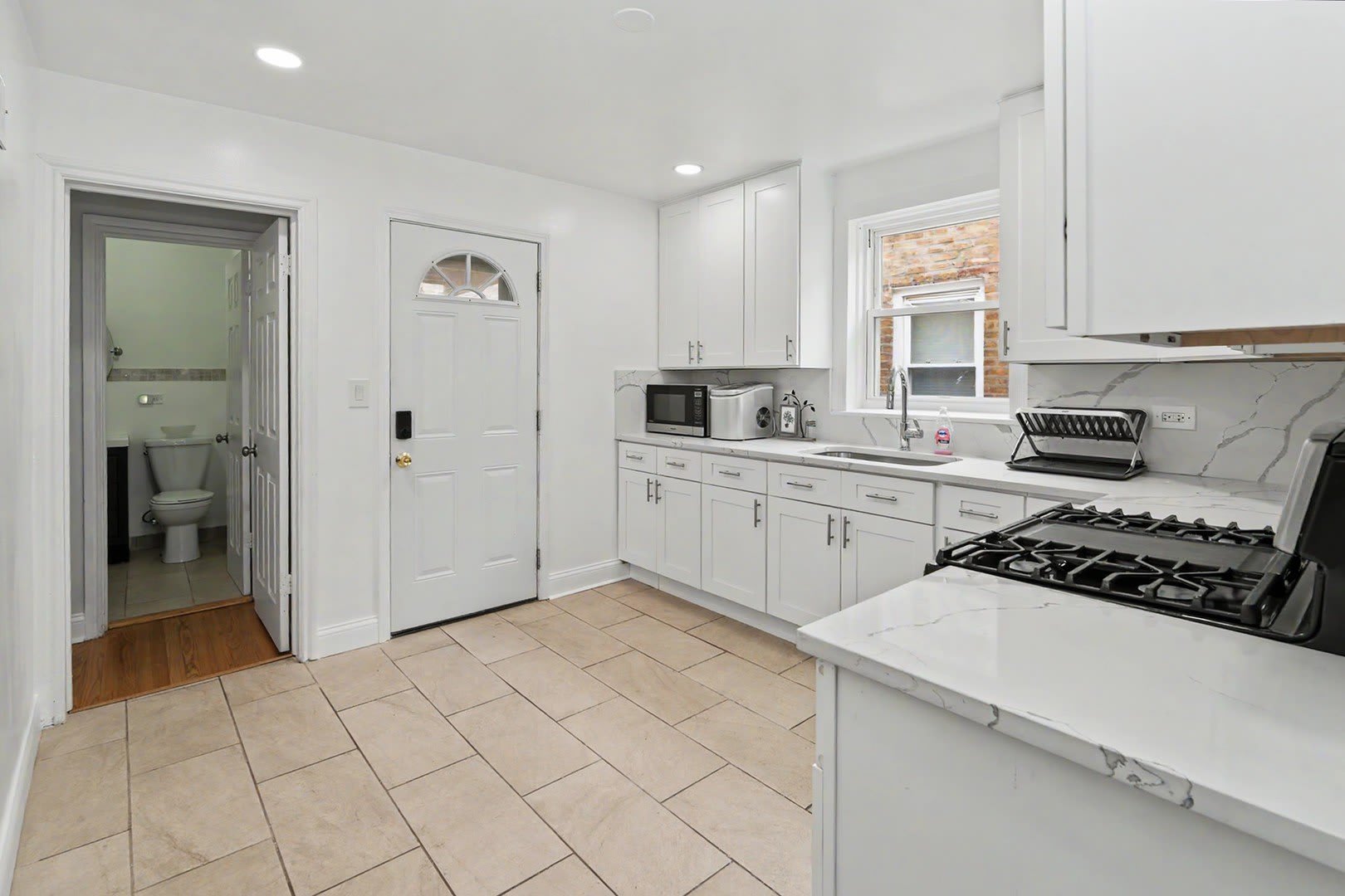 6328 N Whipple Street – photo 2