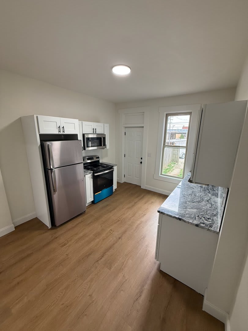 Newly Renovated 3 Bedroom 2 5 Bath Townhome In Merion Village With Single Car Garage – photo 3