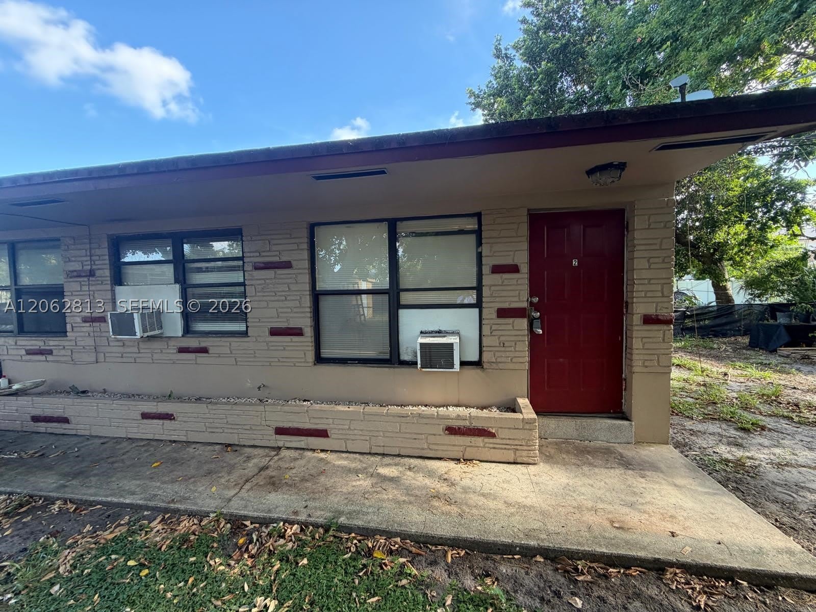 812 NW 4th Ave – photo 2