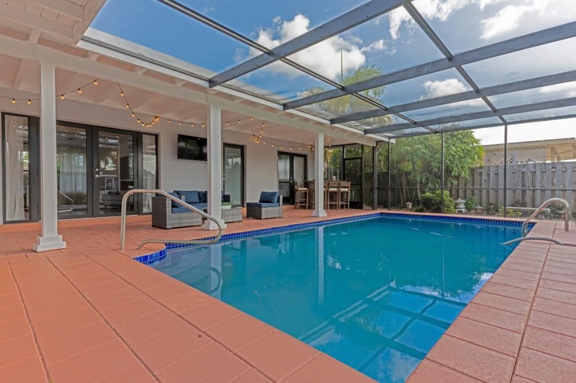 1311 SW 56th Avenue – photo 1