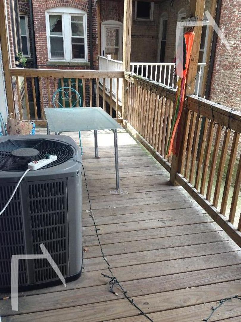 Nice 4 bed steps from BU – photo 2