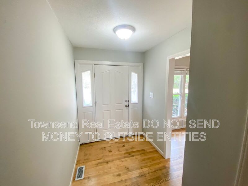 212 Haverhill Drive – photo 4