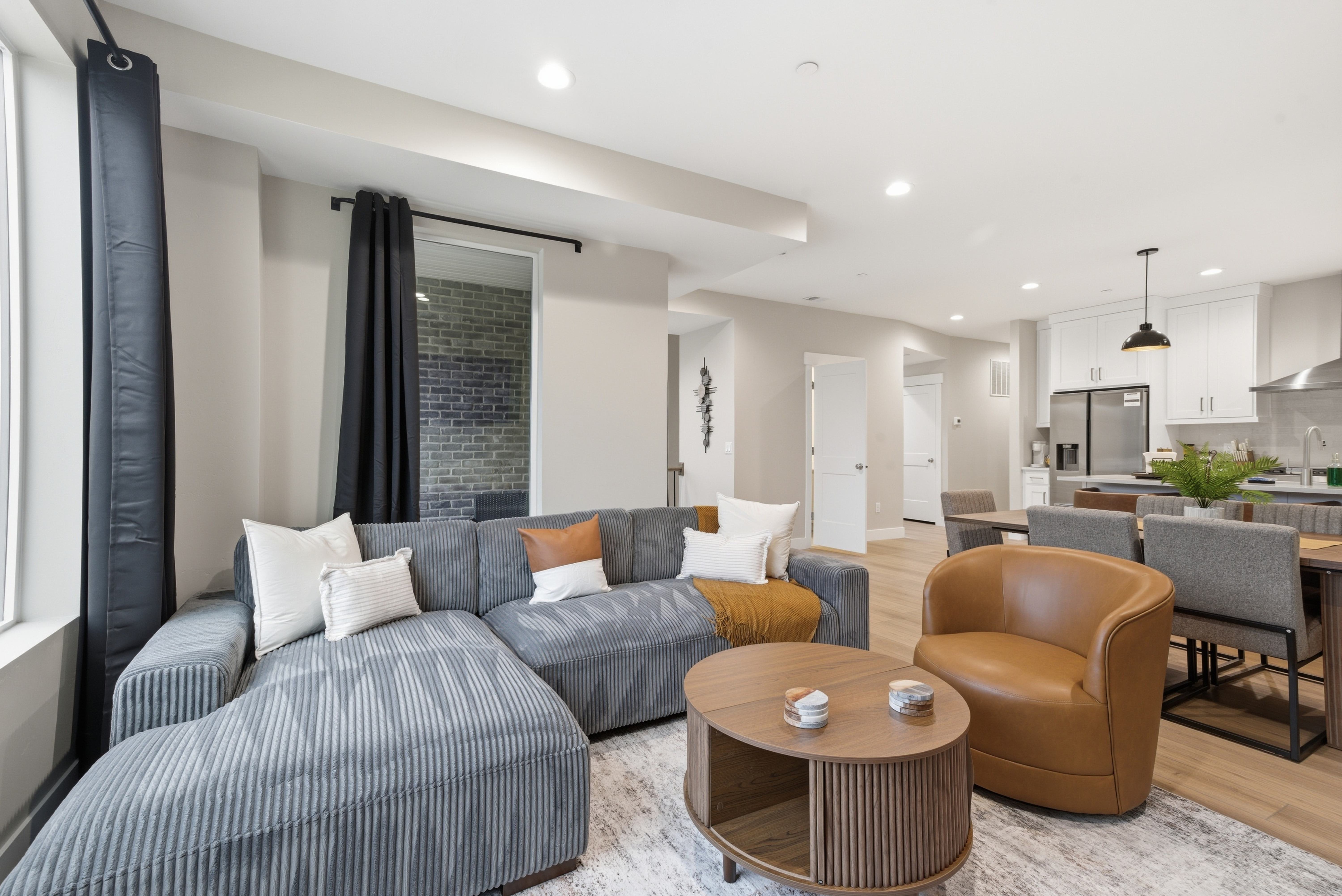 1562 East 3900 South – photo 5