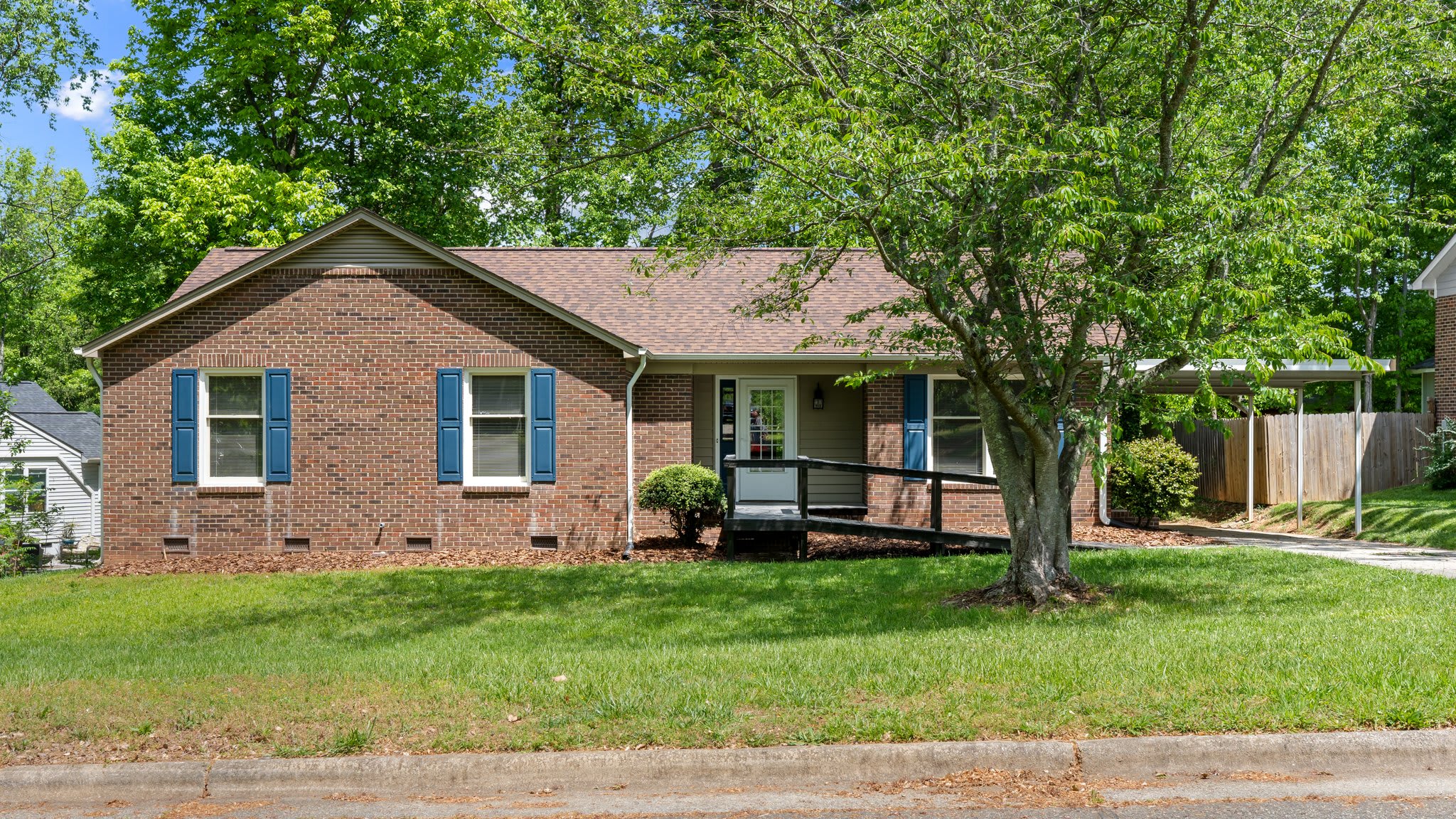 3904 Langdon Dr – photo 1