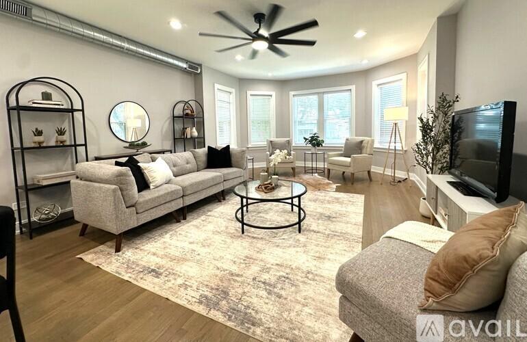 2641 West Carmen Ave. – photo 3
