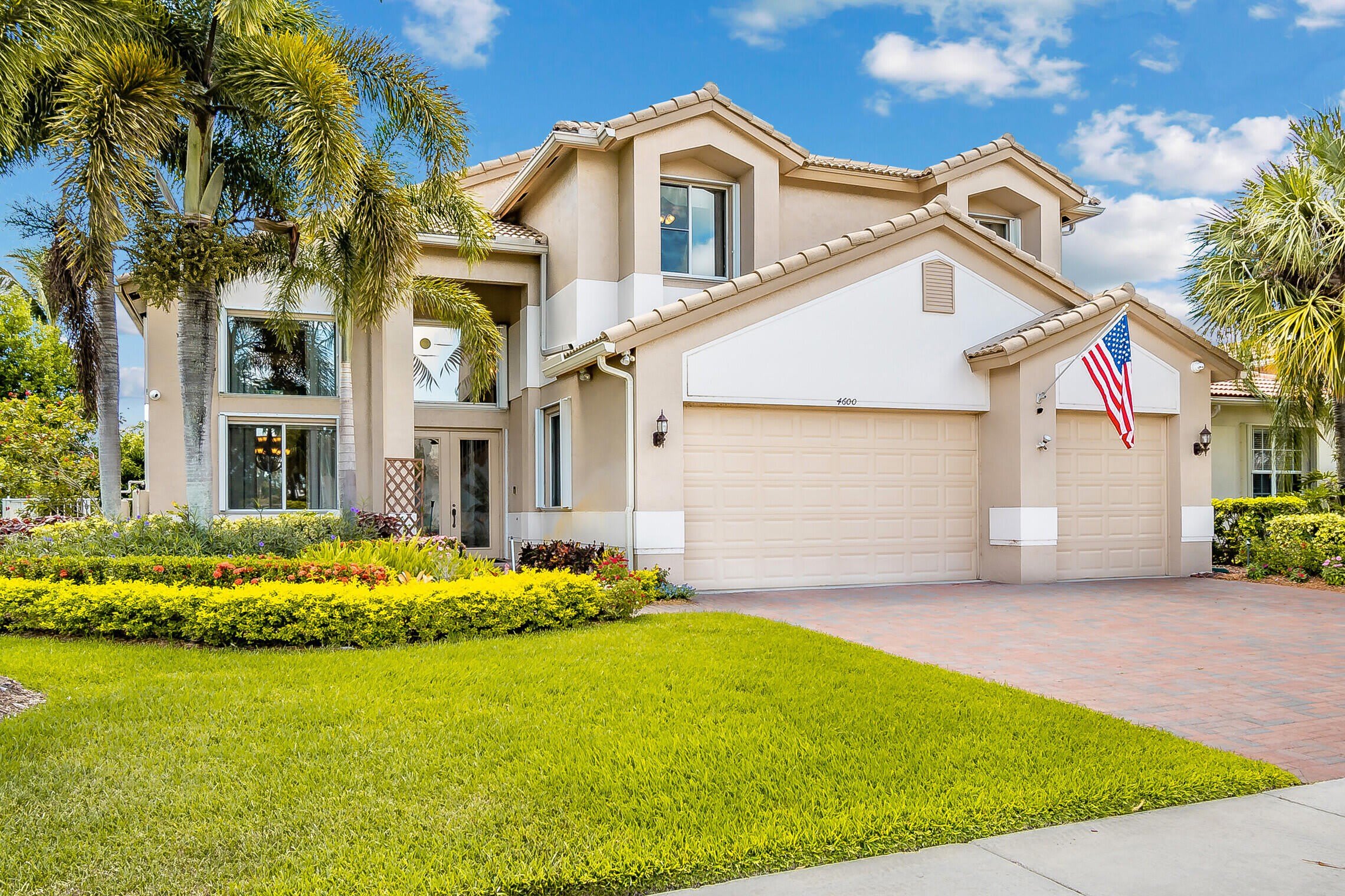 4600 Mariners Cove Drive – photo 2