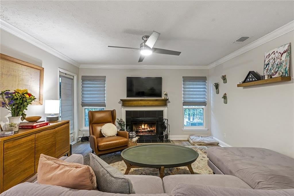 6800 Glenridge Drive – photo 5