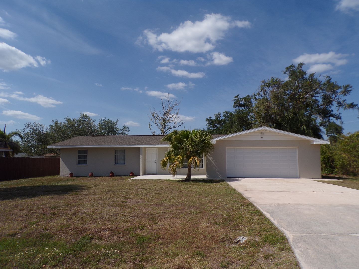 Turn-key Furnished POOL home! – photo 1