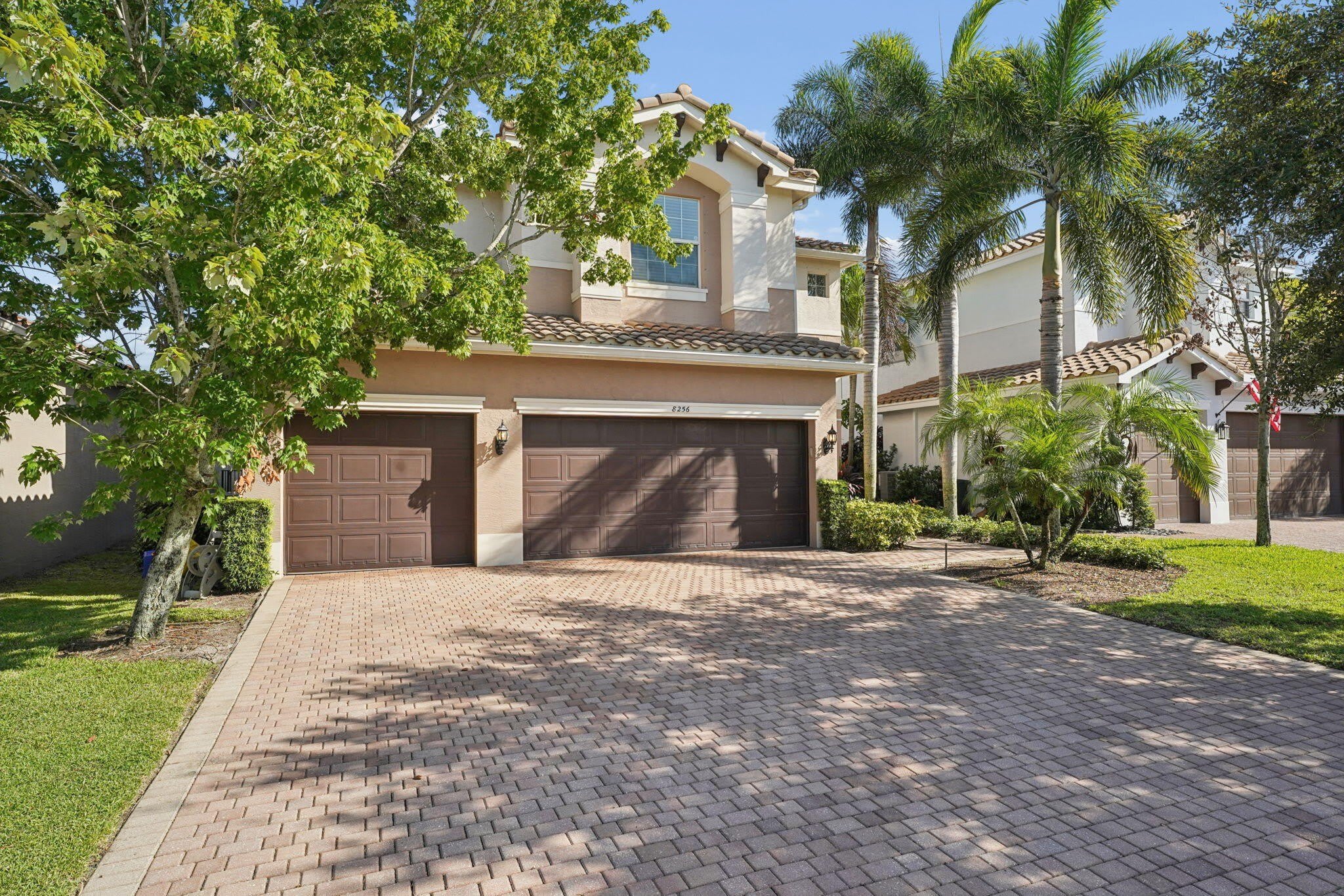 8256 Savara Streams Lane – photo 4