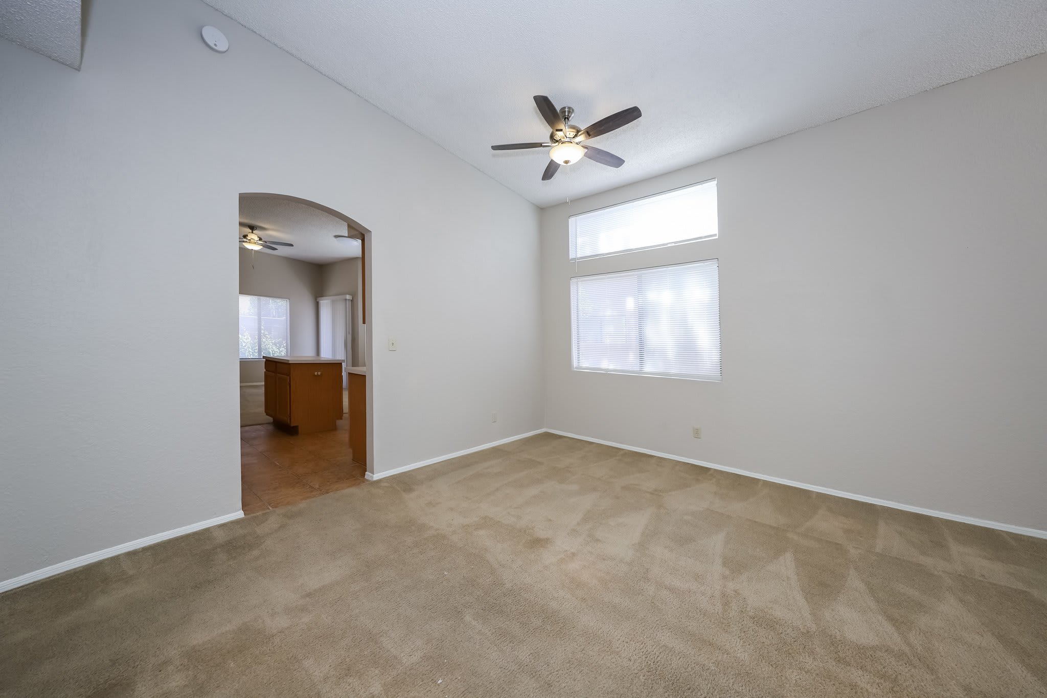 6137 North Reliance Drive – photo 5