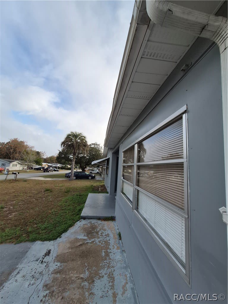 11 S Barbour Street – photo 2