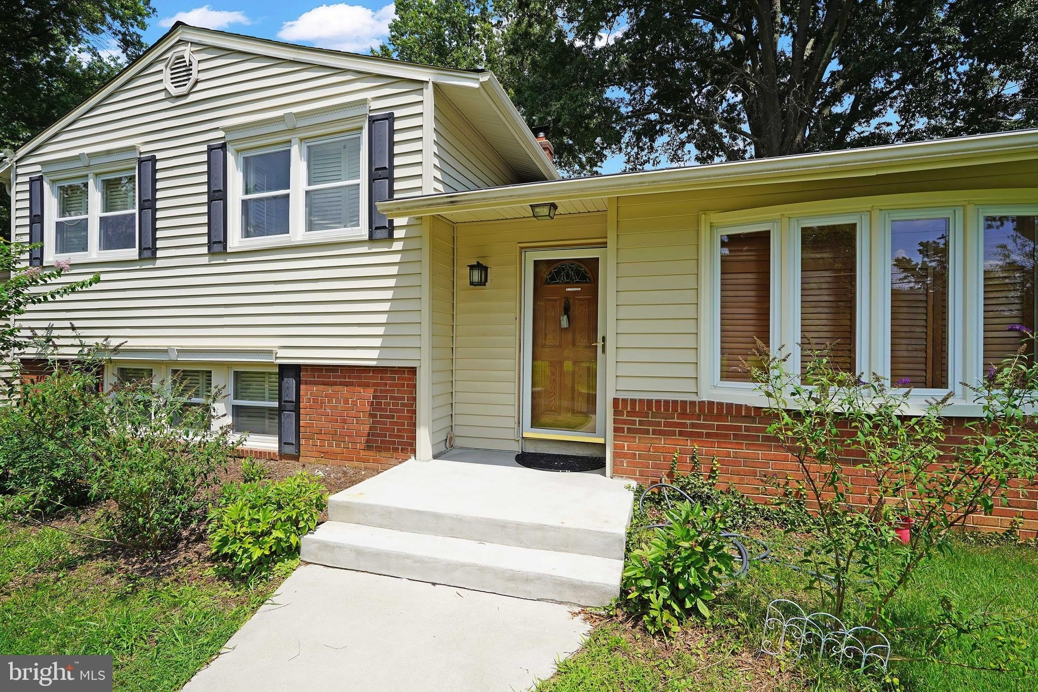8905 Valley Forge Drive – photo 4