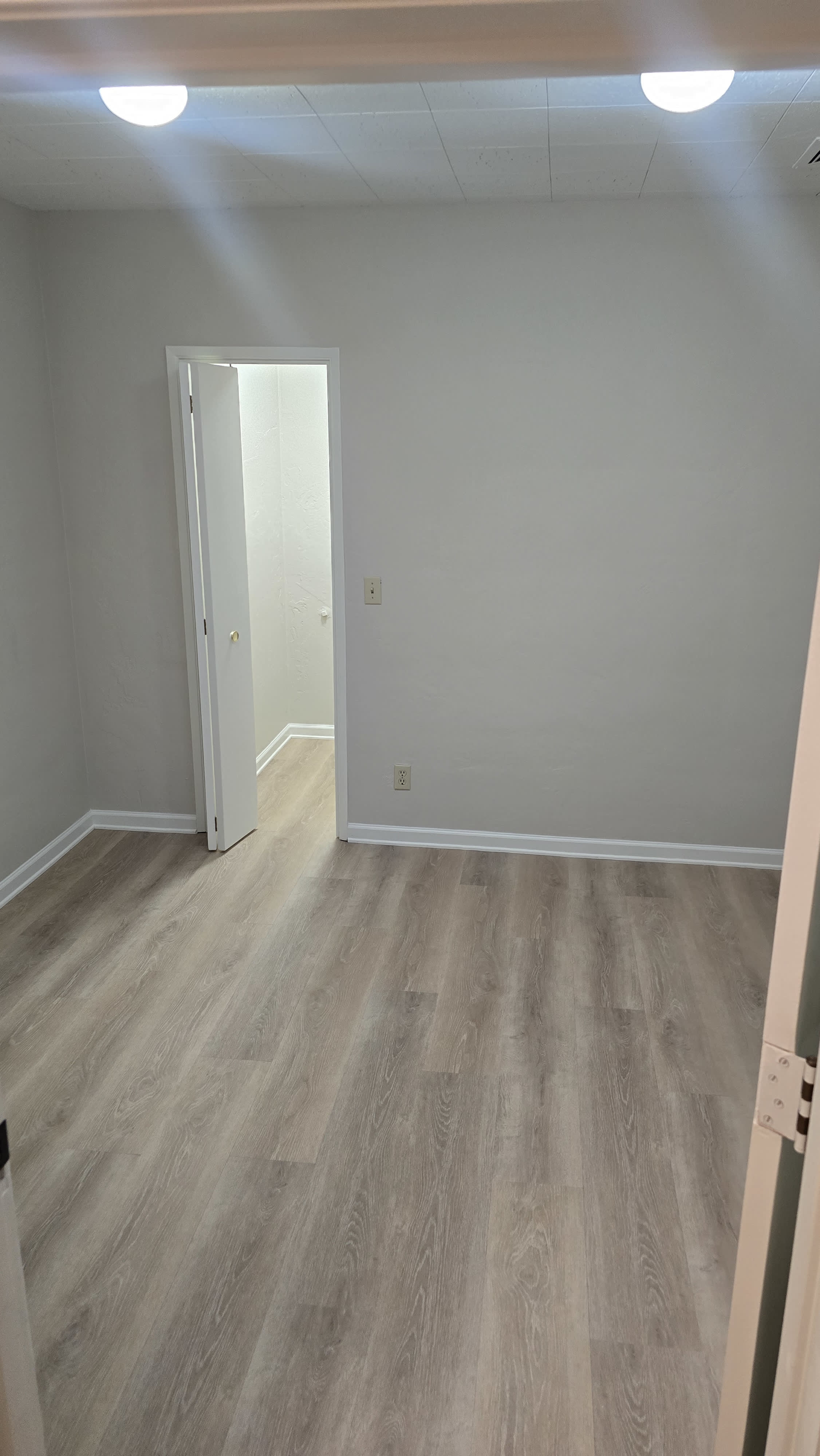 216 E Main St – photo 2