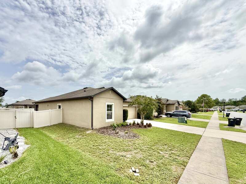 18715 Alfaro Loop – photo 3