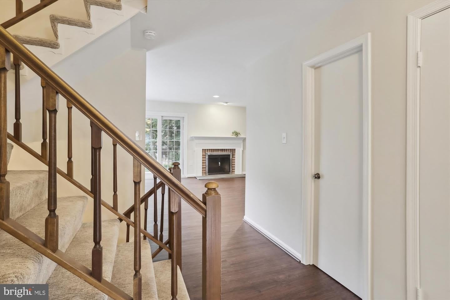 7561 HEATHERTON LN – photo 3