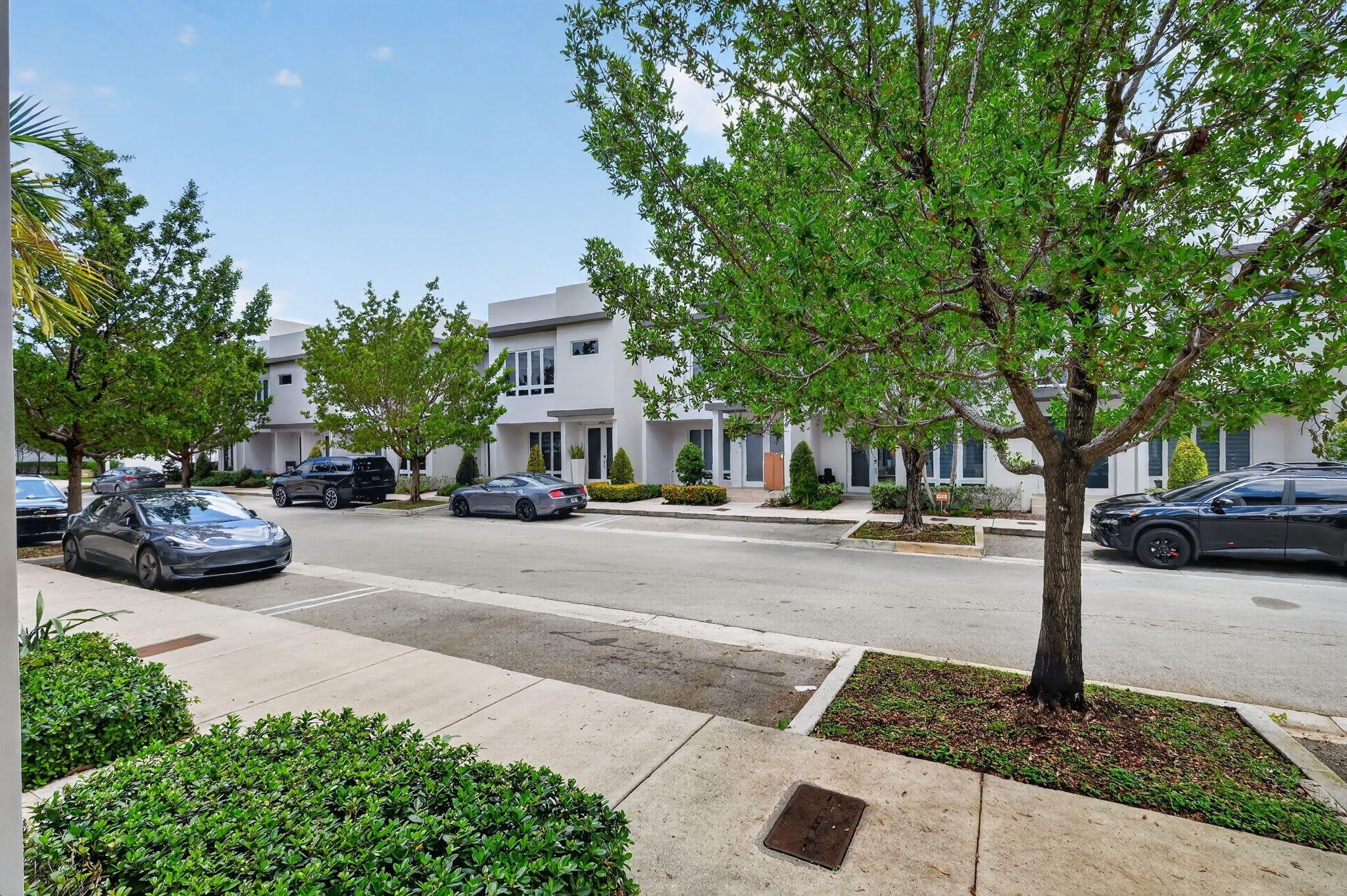 6461 NW 103rd Passage – photo 3