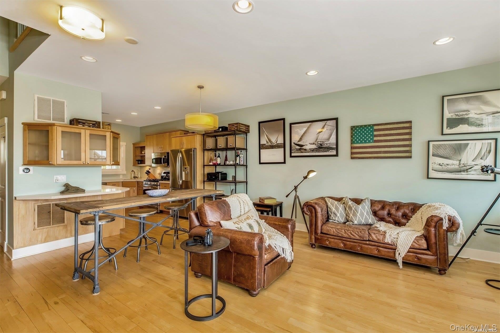 20 Canoe Place Road – photo 5