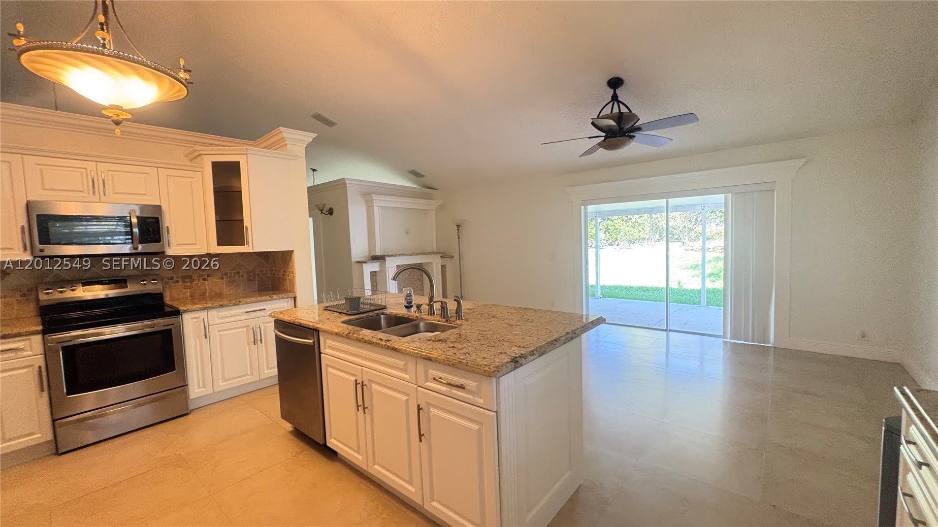 759 NW 161st Ave – photo 4