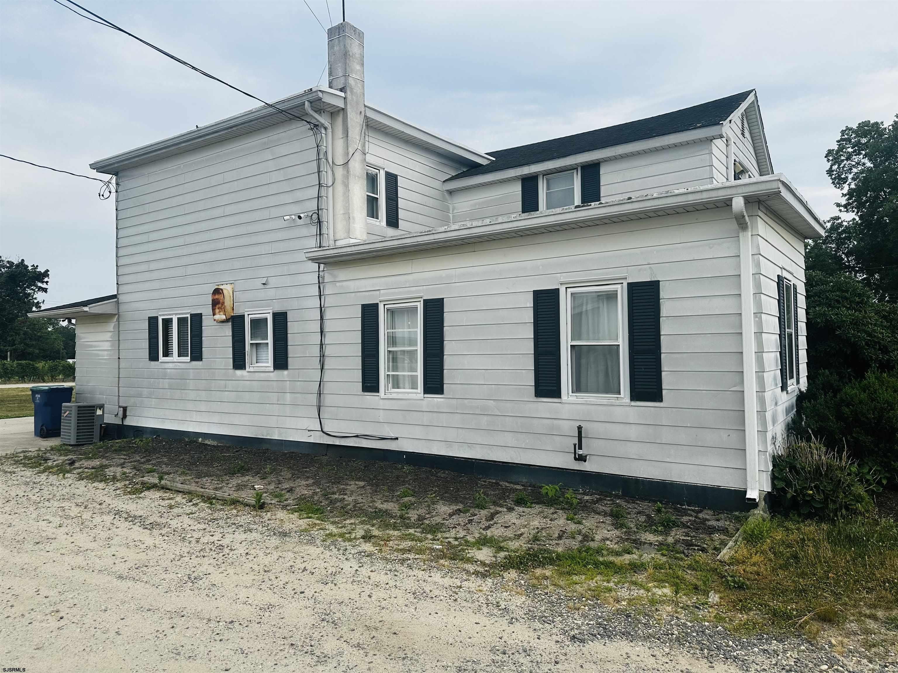 3670 Oak Road – photo 4