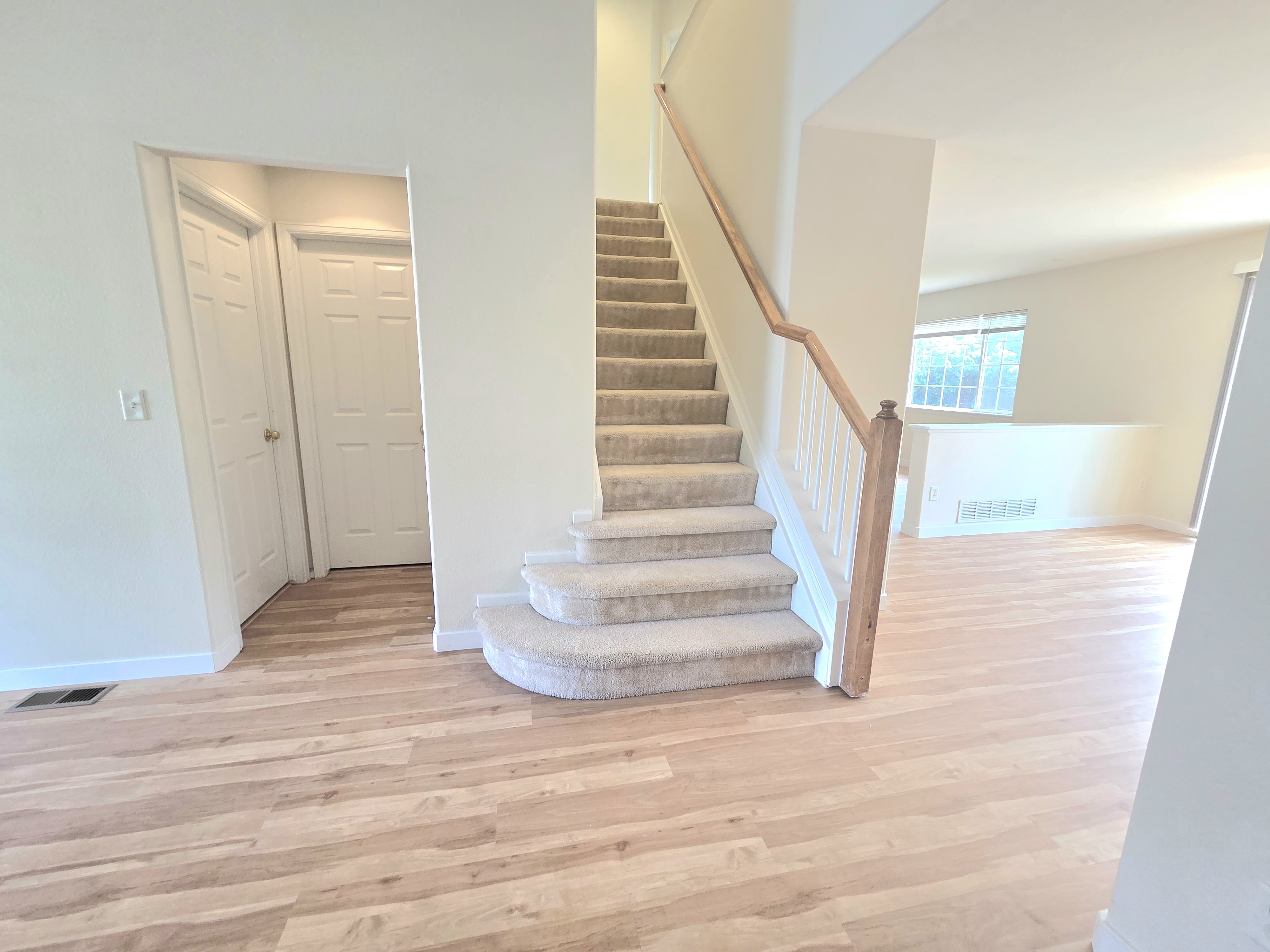 16154 E Hinsdale Ave – photo 2