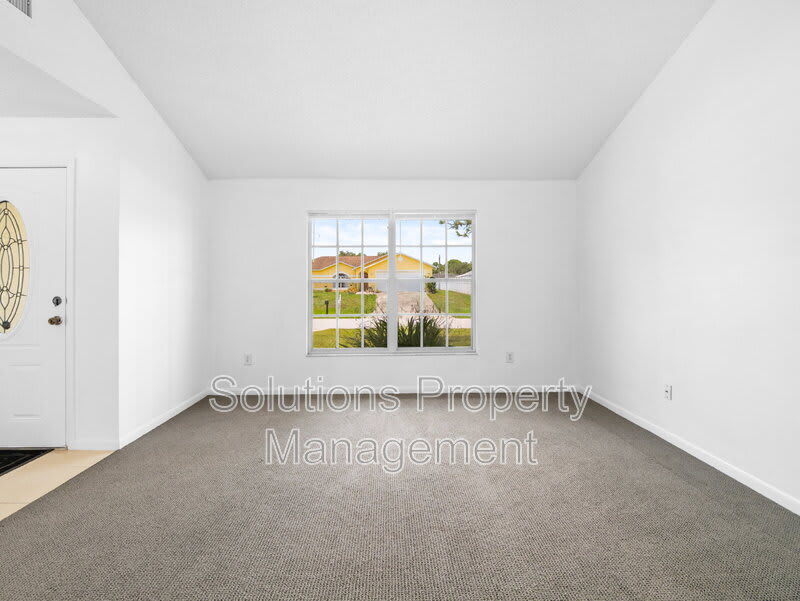 1187 Merrick Ave – photo 4
